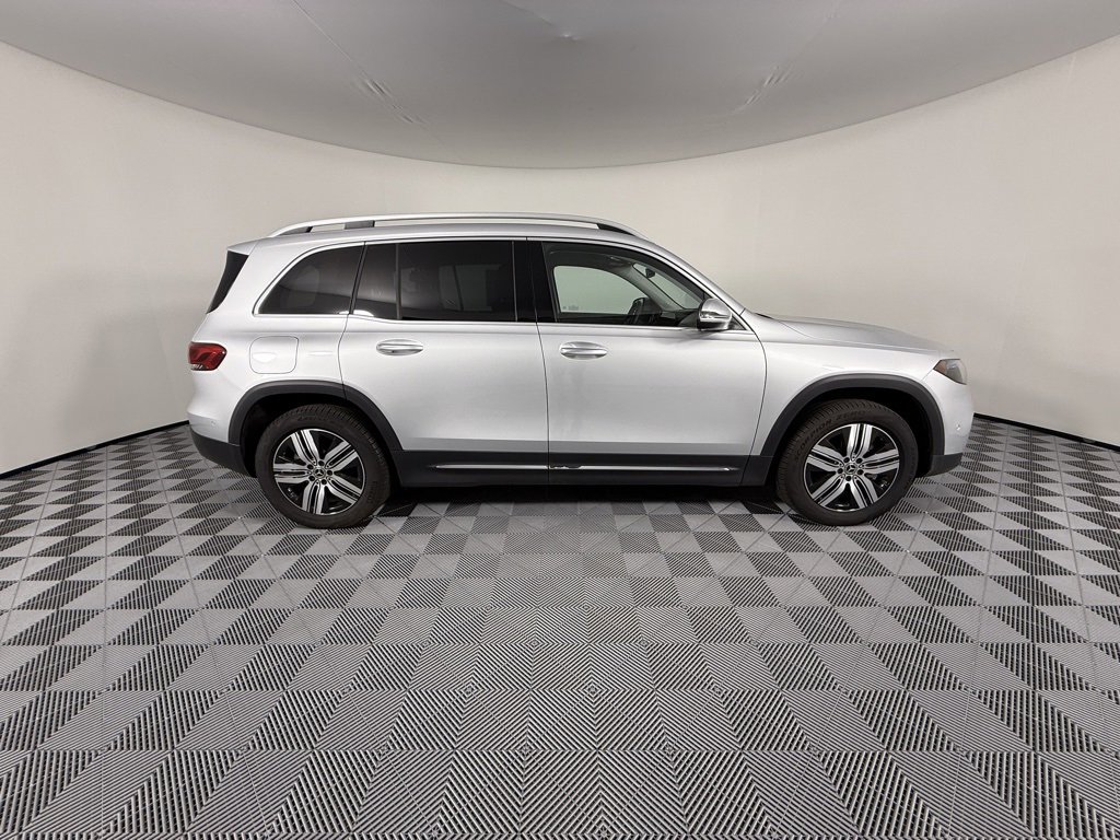 Used 2023 Mercedes-Benz EQB 300 4MATIC image 9