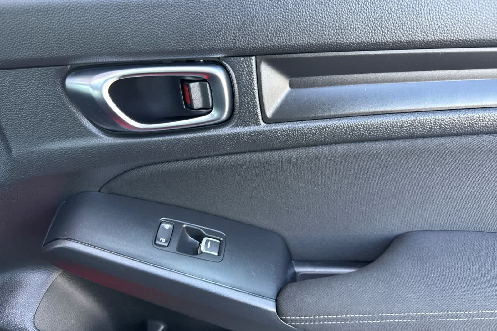 Used 2025 Honda Civic Sport image 17
