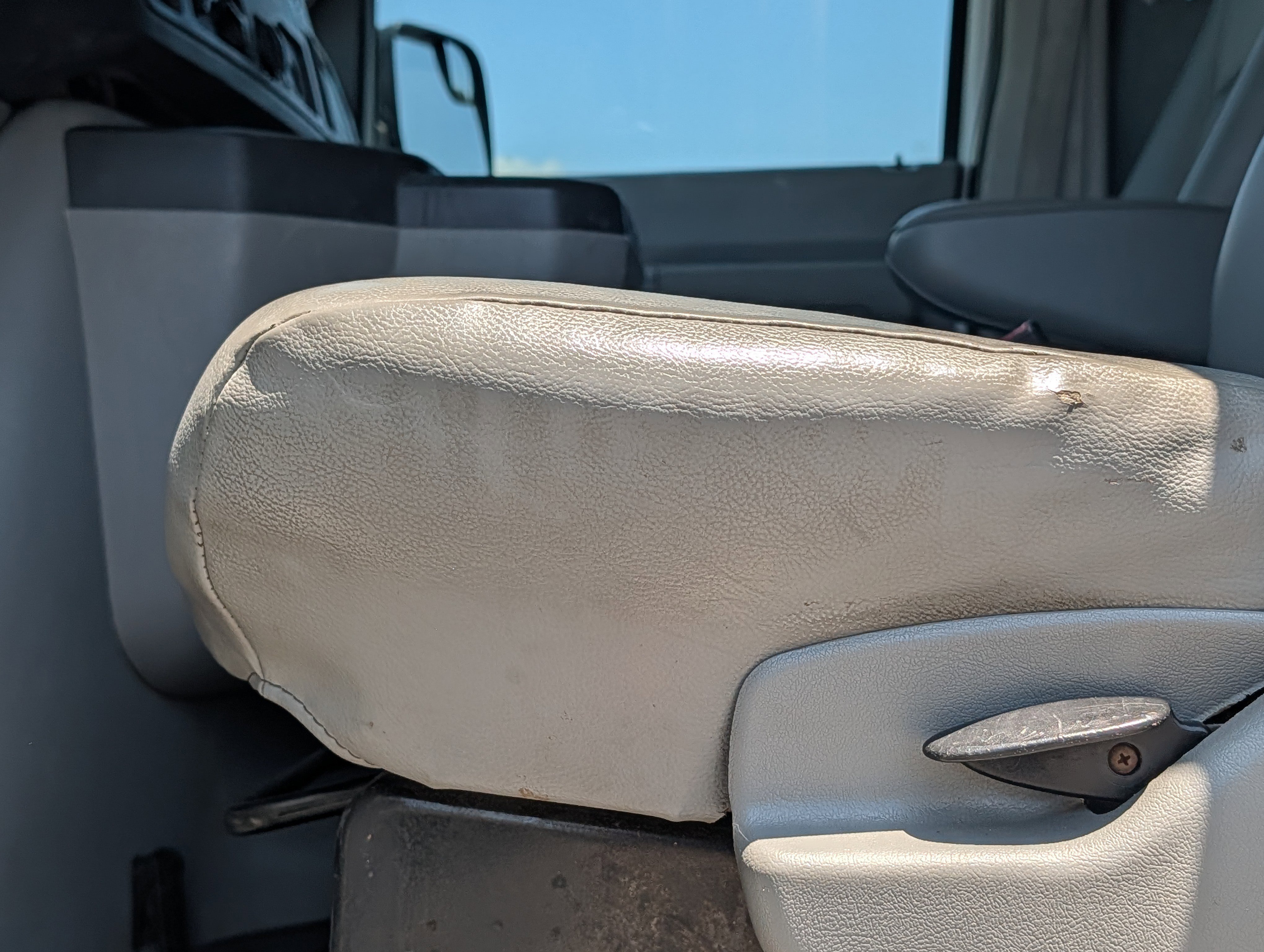 Used 2014 Ford E-250 and Econoline 250 Extended RWD image 20