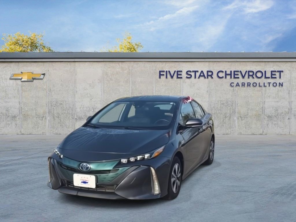 Used 2018 Toyota Prius Prime Plus image 3