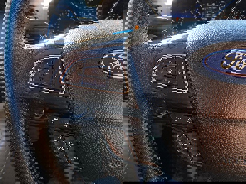 Used 2019 Ford Escape Titanium image 40