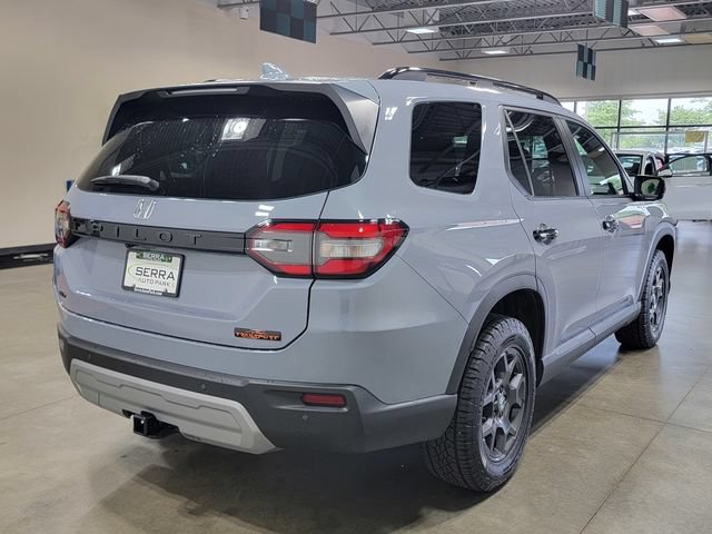 Certified 2025 Honda Pilot TrailSport image 5