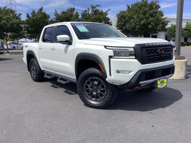 Used 2023 Nissan Frontier PRO-4X w/ Pro-4X Premium Package AWD/4WD image 2