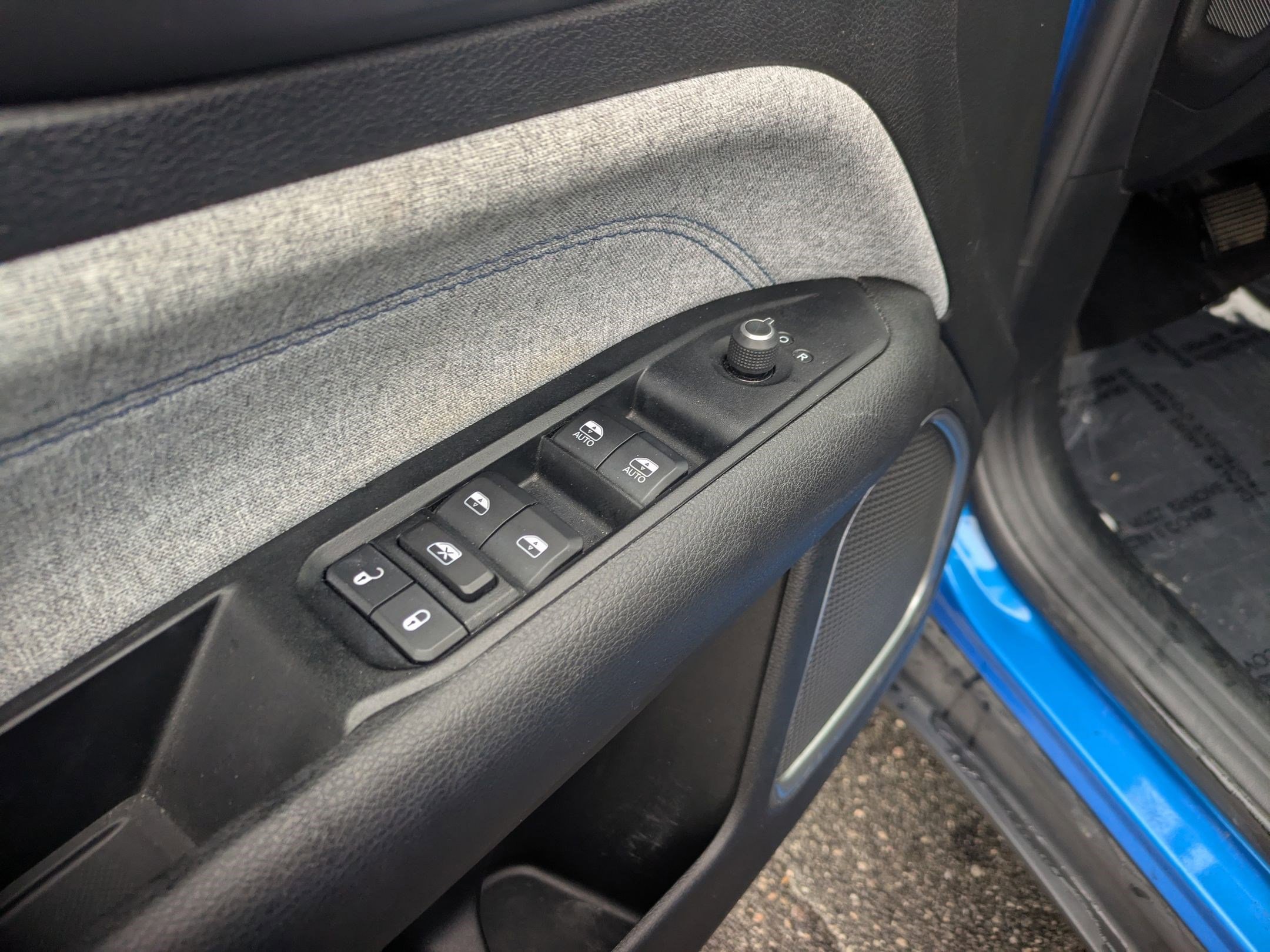 Used 2022 Jeep Compass Latitude image 18