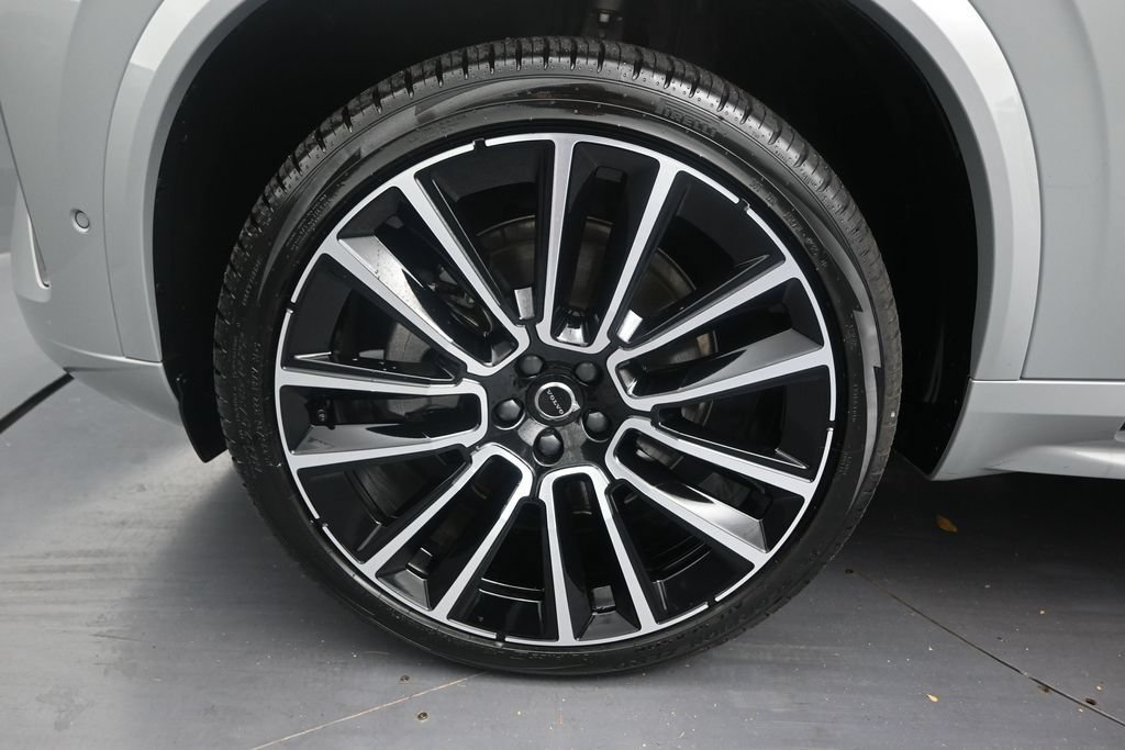 New 2026 Volvo XC90 B6 Plus AWD/4WD image 9