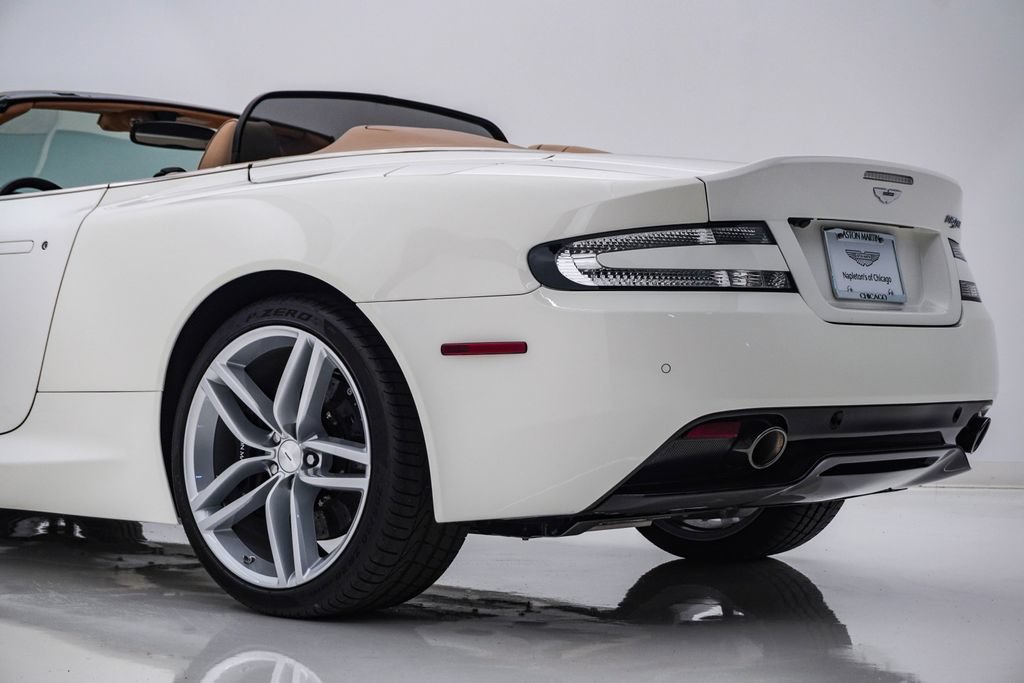 Used 2016 Aston Martin DB9 GT RWD image 13