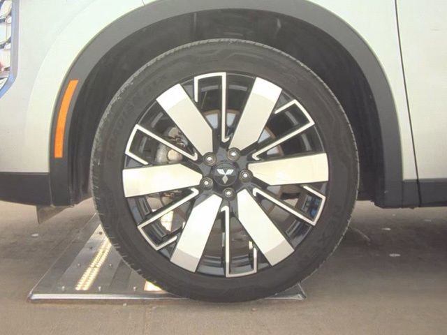 Used 2025 Mitsubishi Outlander AWD image 22