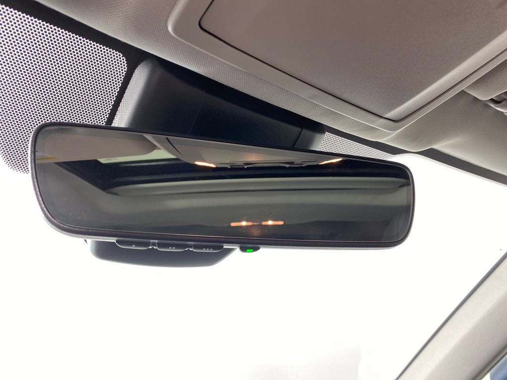 Certified 2024 Toyota Highlander XLE image 28