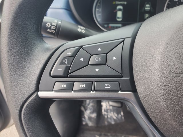 New 2025 Nissan Versa SV w/ Trunk Package image 20