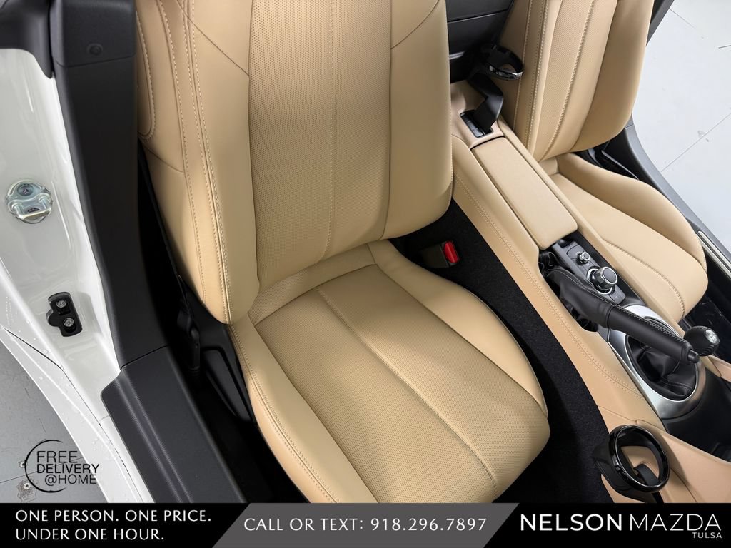 New 2026 MAZDA MX-5 Miata RF Grand Touring RWD image 45