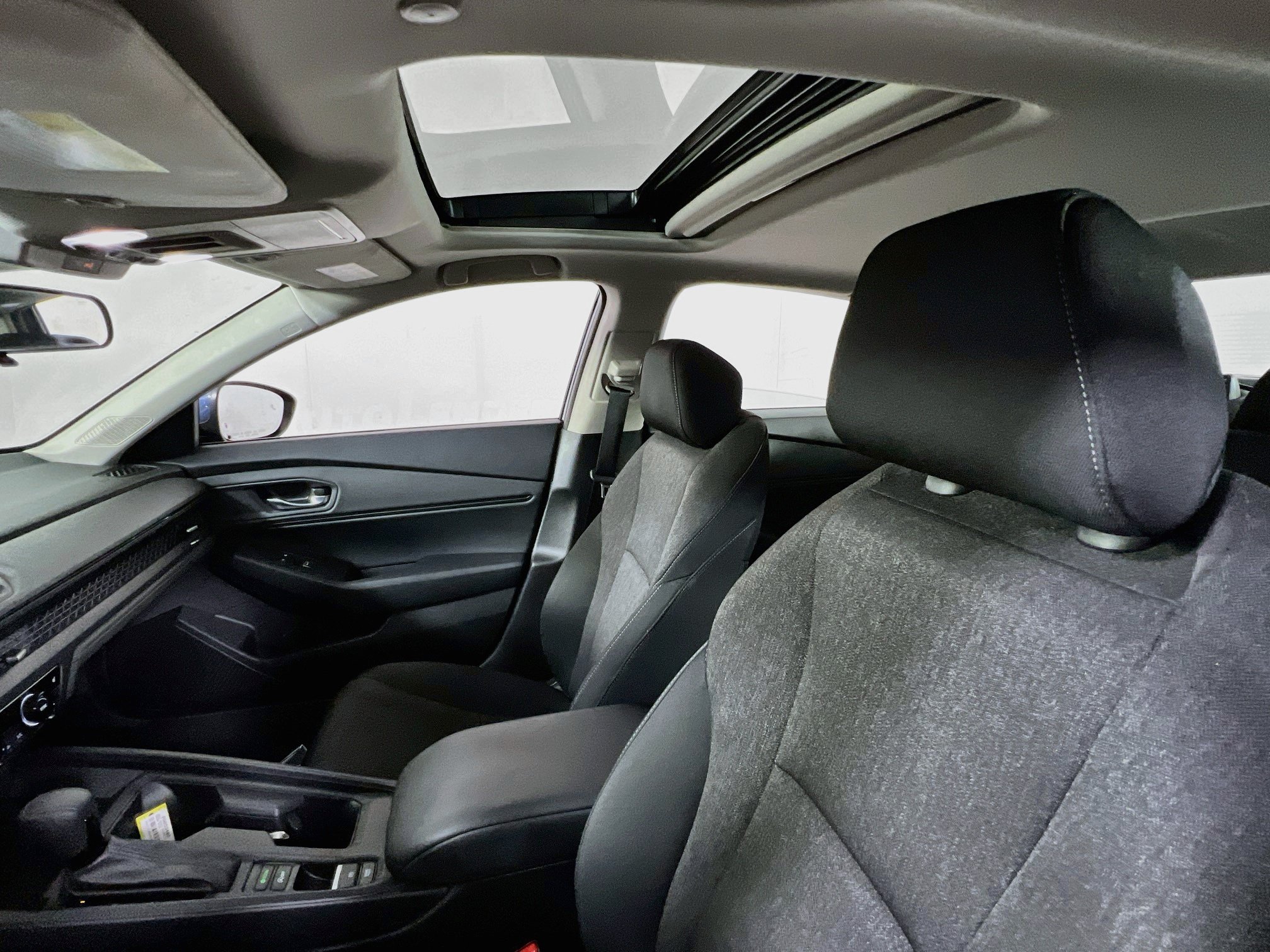 Used 2023 Honda Accord EX image 21