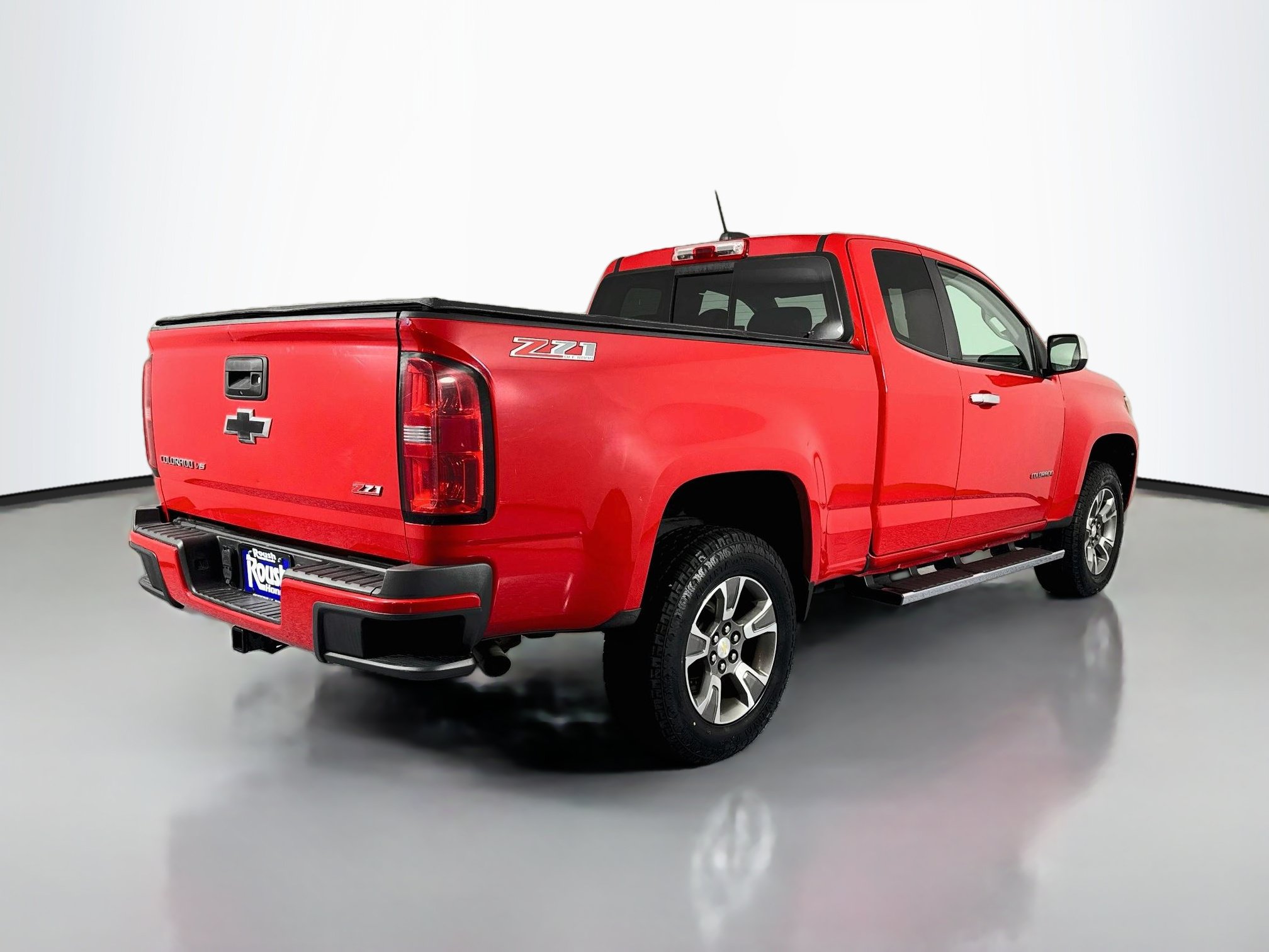 Used 2016 Chevrolet Colorado Z71 AWD/4WD image 5