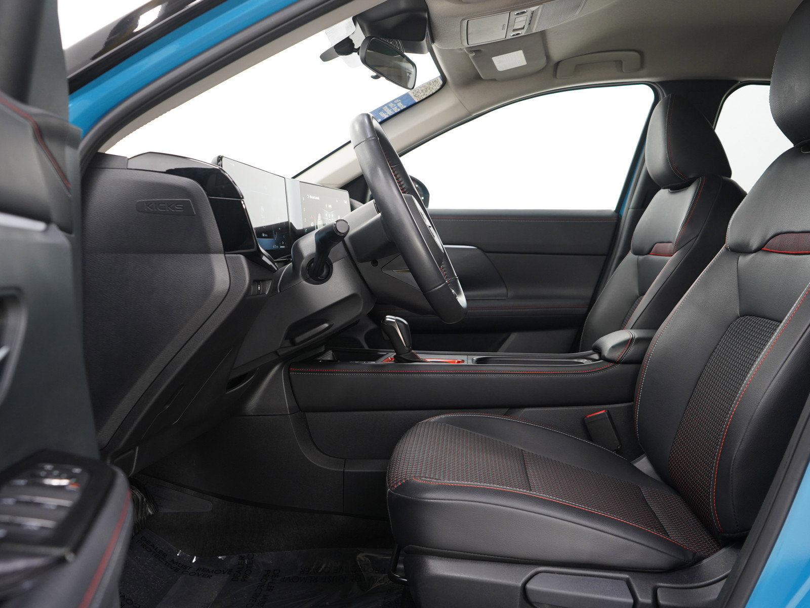 Used 2025 Nissan Kicks SR image 18