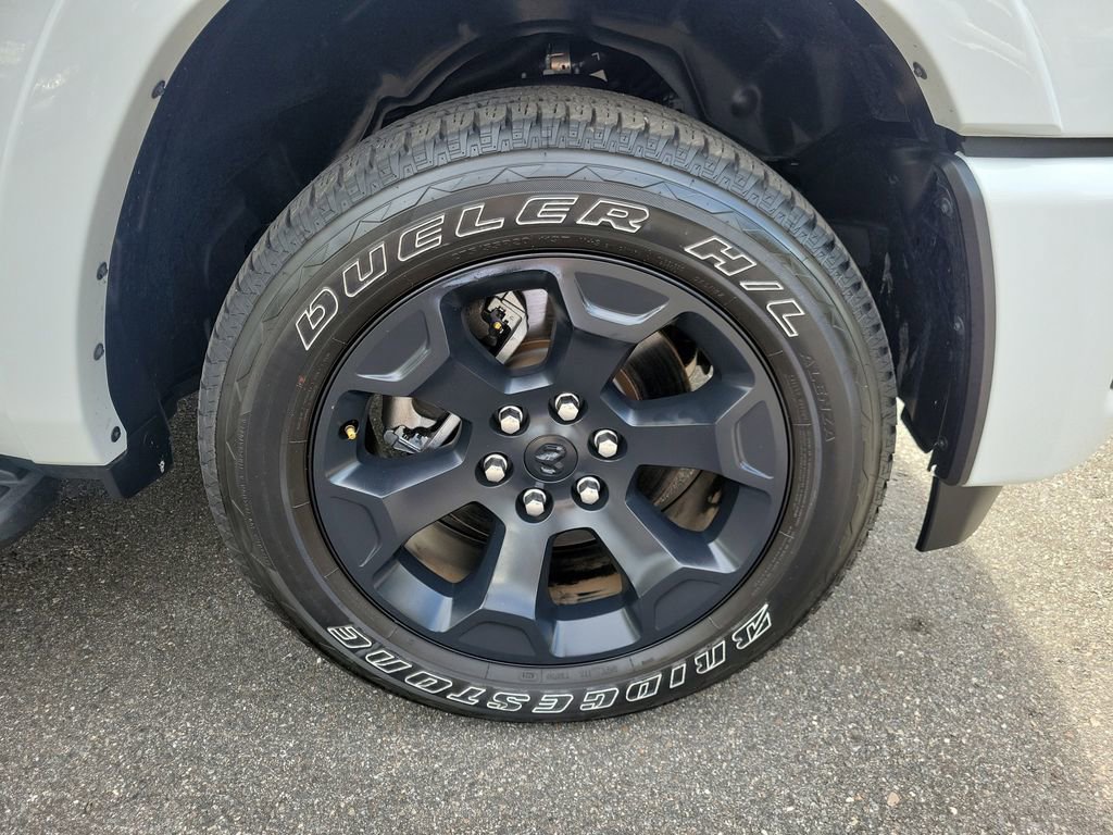 Used 2025 RAM 1500 Big Horn AWD/4WD image 6