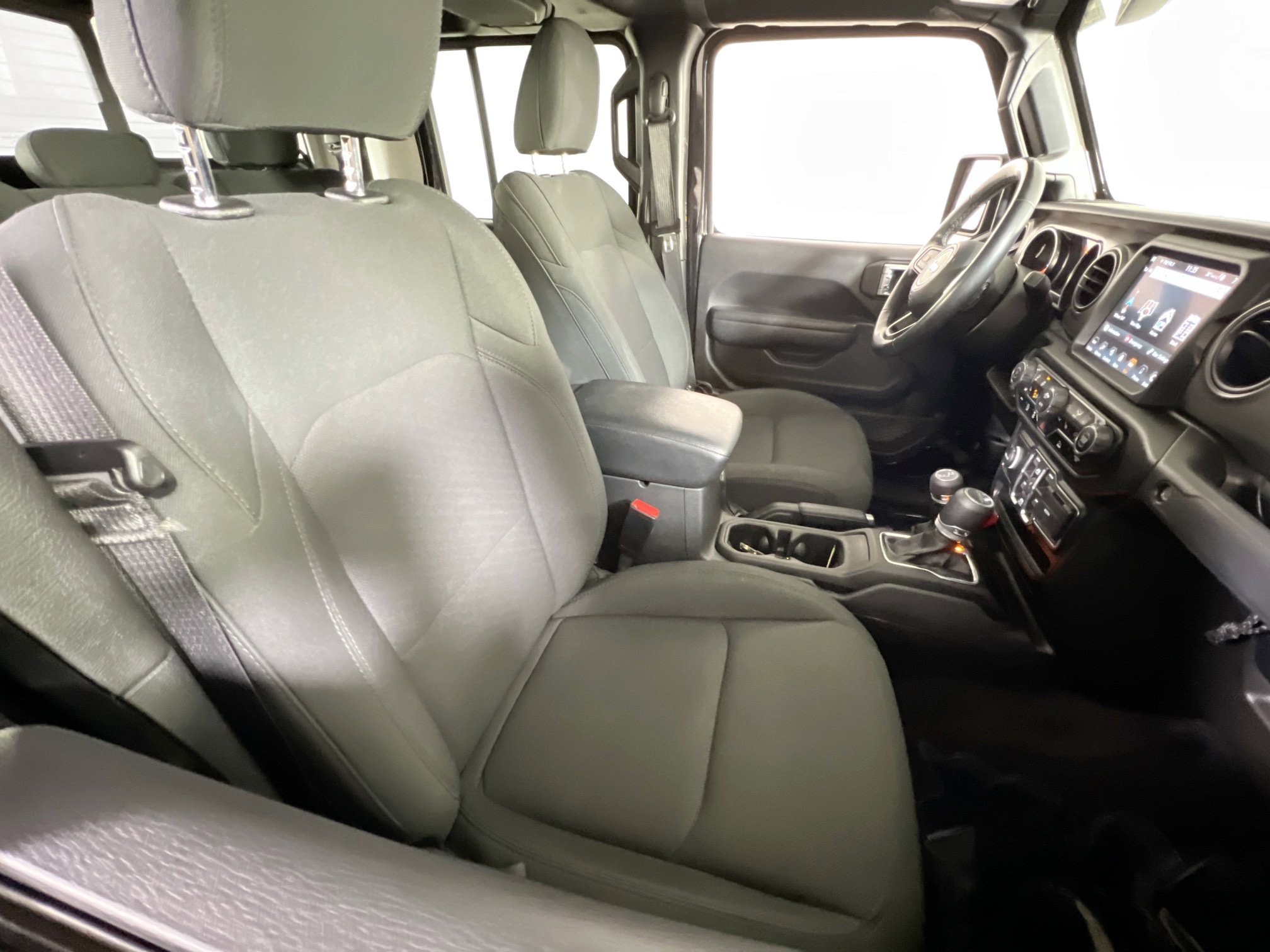 Used 2022 Jeep Gladiator Sport AWD/4WD image 27