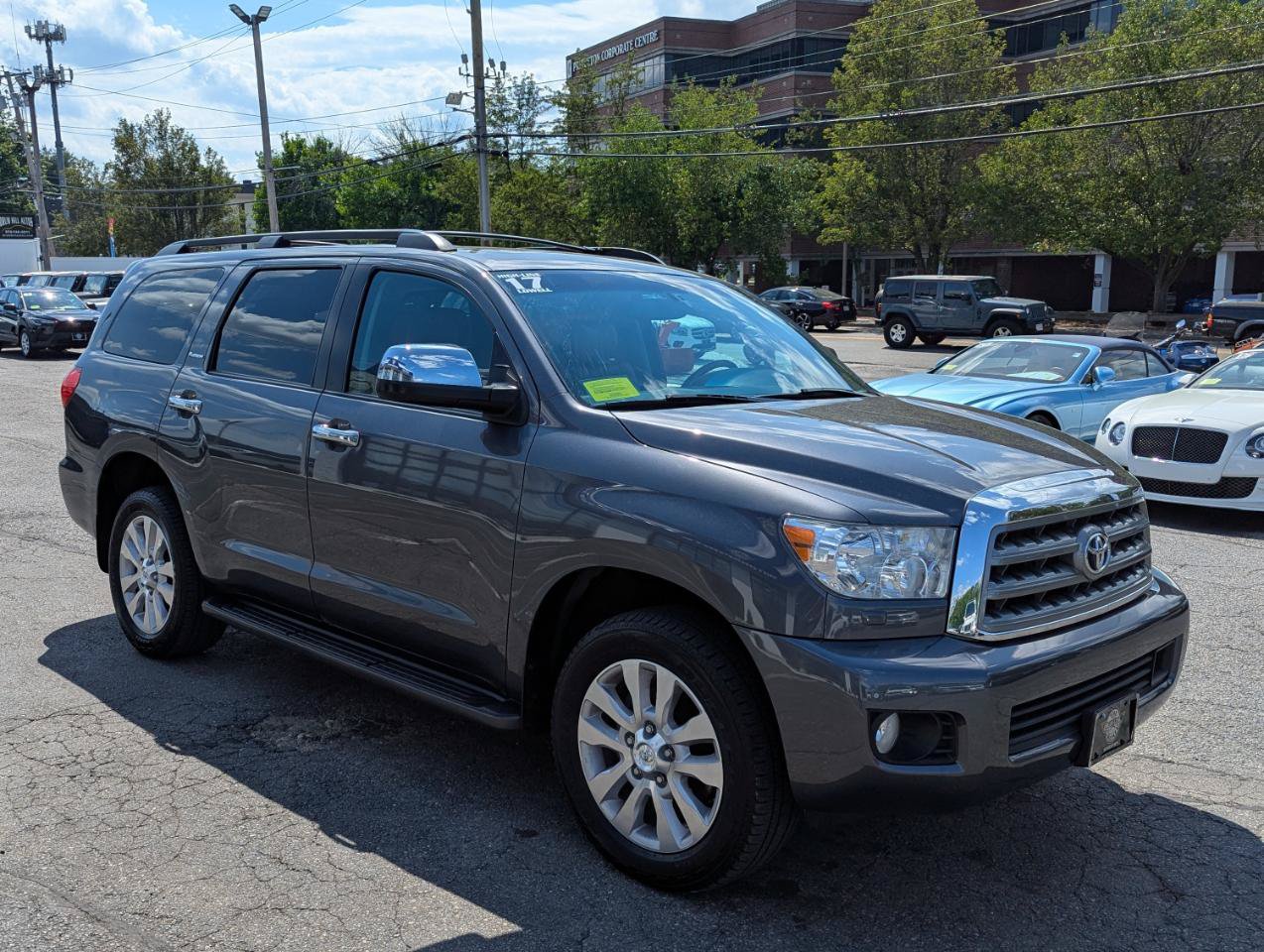 Used 2017 Toyota Sequoia Platinum AWD/4WD image 5