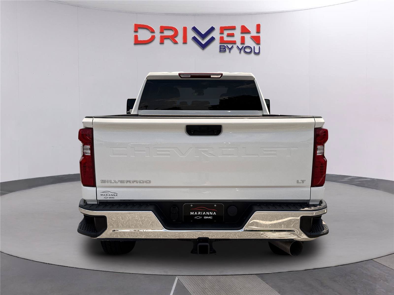 Used 2025 Chevrolet Silverado 2500 LT w/ Convenience Package AWD/4WD image 5