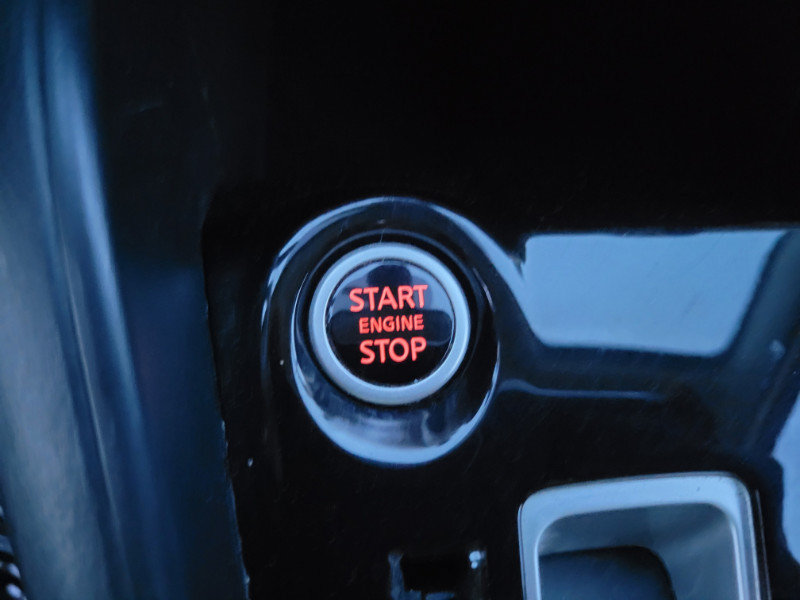 Used 2021 Nissan Versa SV FWD image 35