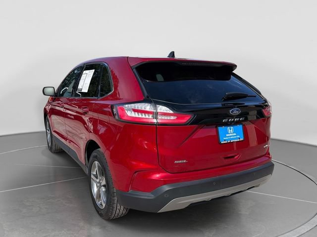 Used 2022 Ford Edge SEL w/ Convenience Package AWD/4WD image 4