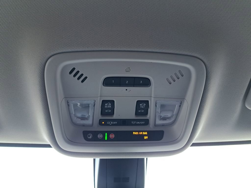 Used 2019 Chevrolet Traverse LT w/ LT Premium Package image 34