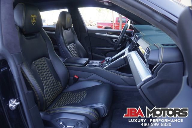 Used 2019 Lamborghini Urus image 96