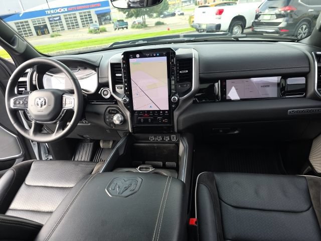 Used 2025 RAM 1500 Laramie AWD/4WD image 47