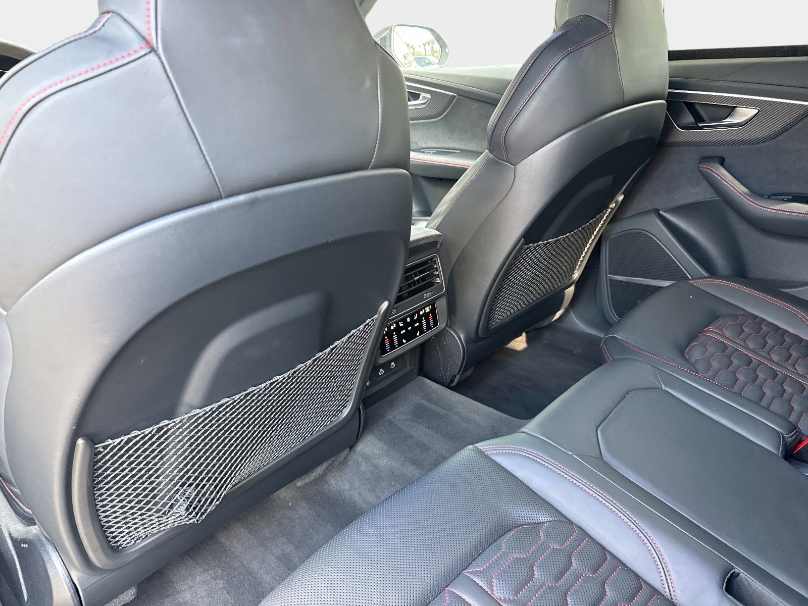 Used 2024 Audi RS Q8 image 36