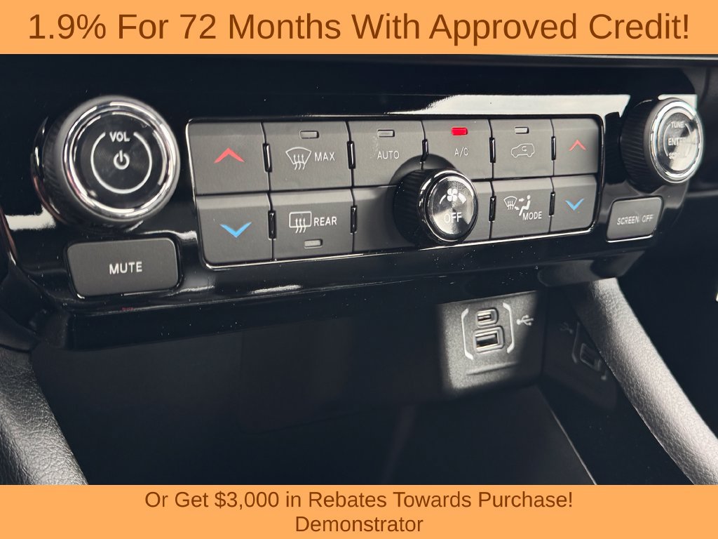 New 2026 Jeep Compass Limited w/ Sun, Sound & Navigation Group AWD/4WD image 21