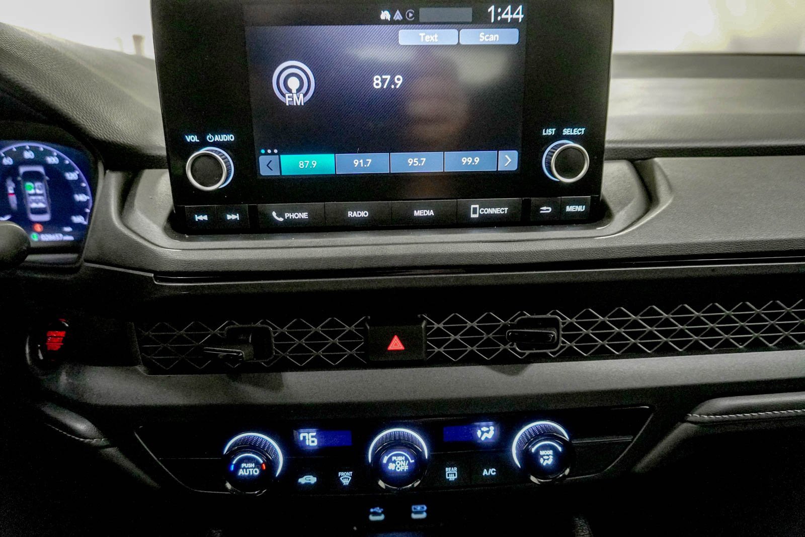 Used 2023 Honda Accord LX image 23