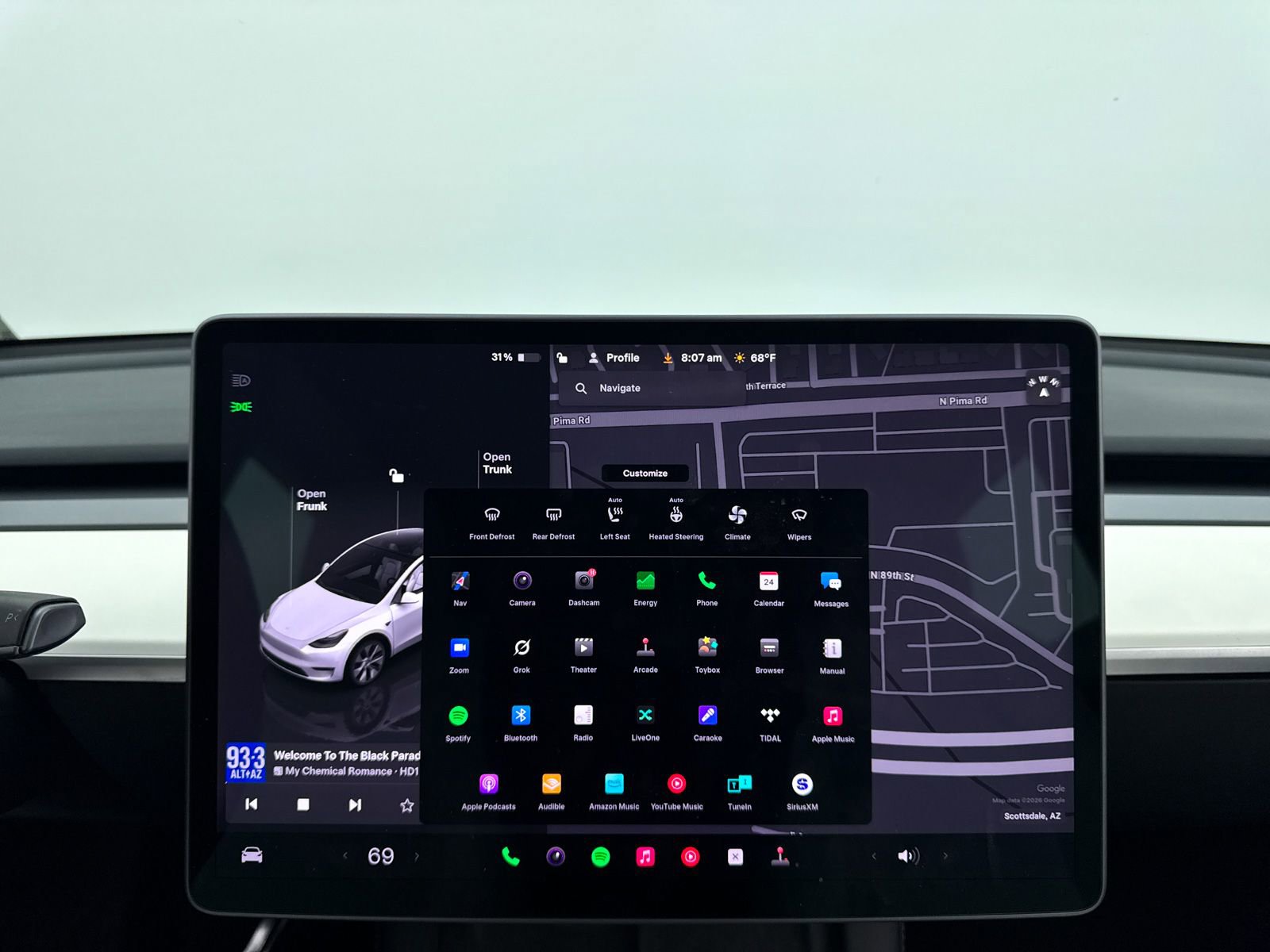 Used 2022 Tesla Model Y Long Range image 38