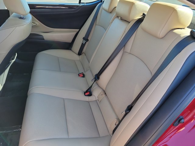 Used 2019 Lexus ES 350 ES 350 4dr Car w/ Premium Package image 15
