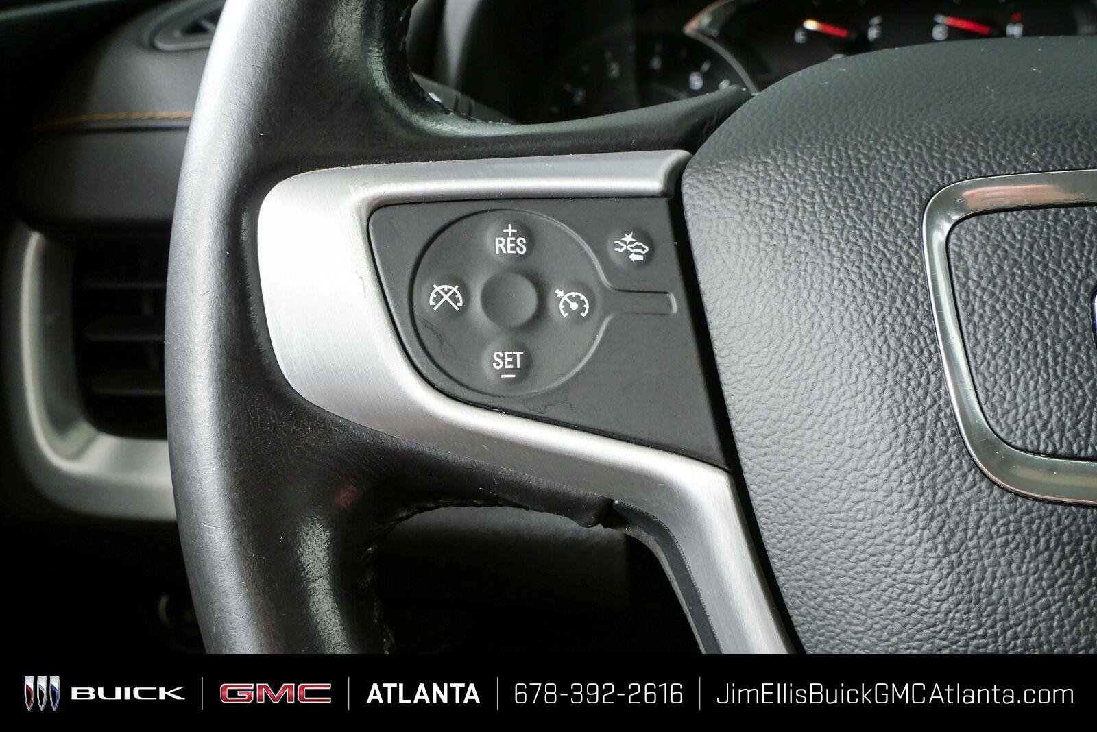 Used 2020 GMC Terrain SLE w/ Driver Convenience Package FWD image 11