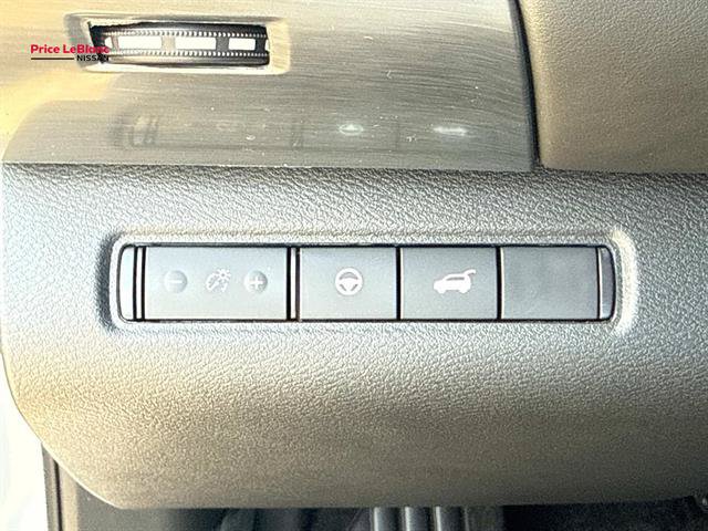 New 2026 Nissan Pathfinder SL FWD image 14