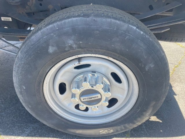 Used 2017 Ford F350 XL image 18