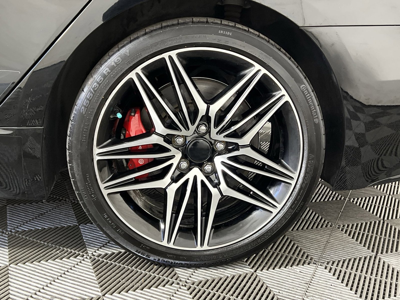 Used 2023 Kia Stinger GT2 w/ Red Interior Color Package image 12