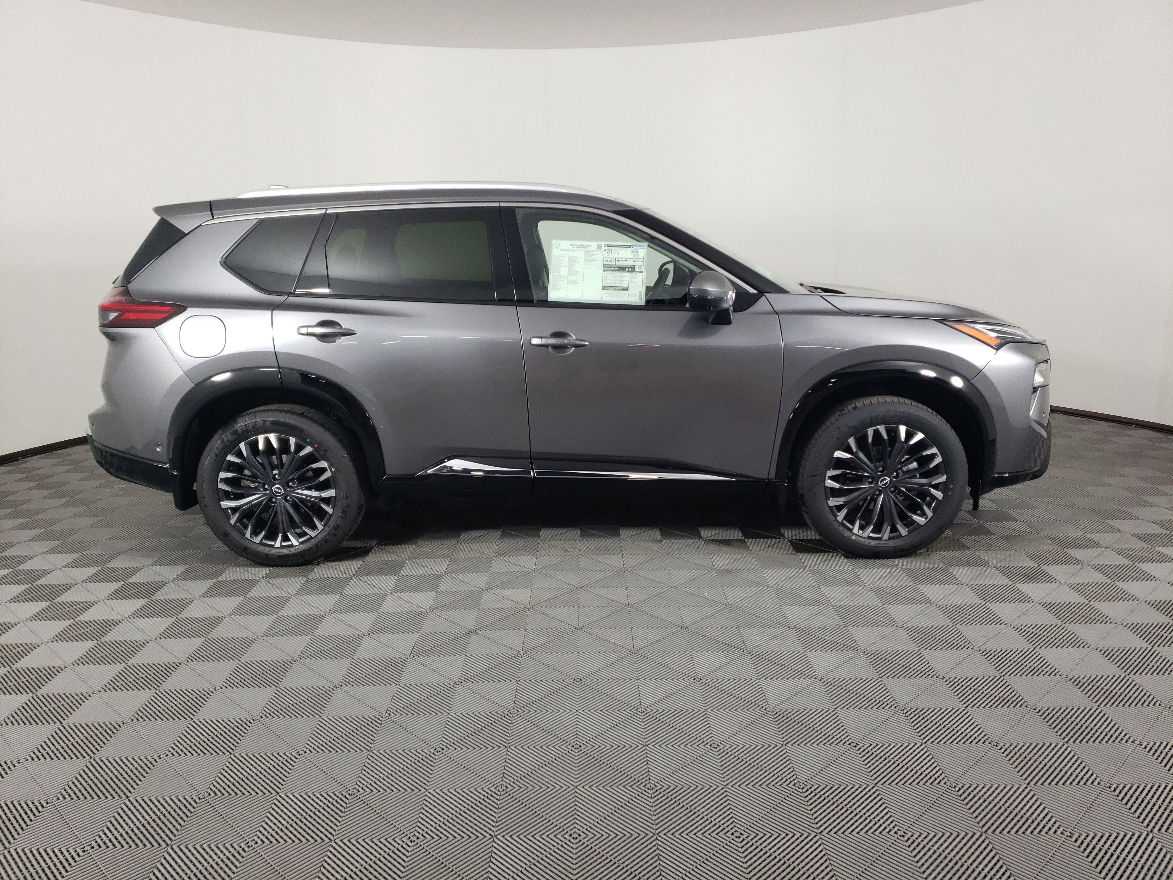 New 2026 Nissan Rogue Platinum image 5