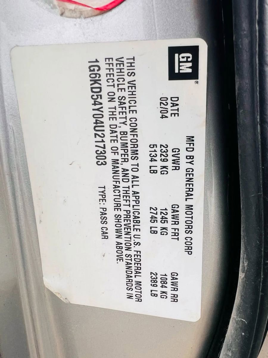 Used 2004 Cadillac De Ville w/ Equipment Group image 10