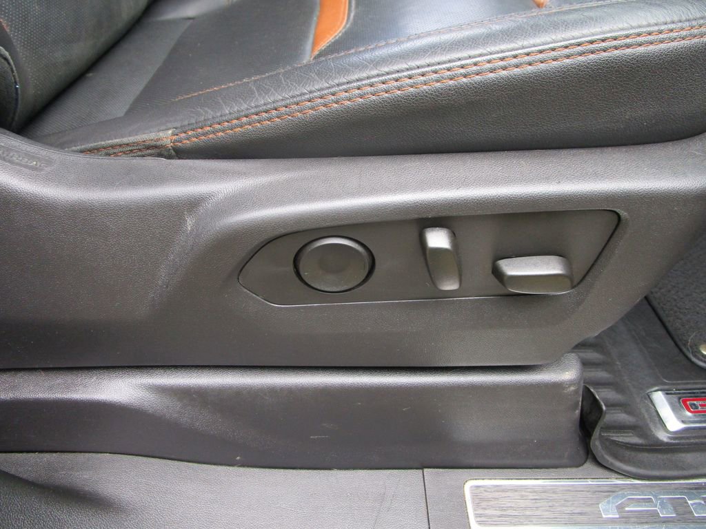 Used 2024 GMC Sierra 2500 AT4 w/ AT4 Premium Plus Package image 29