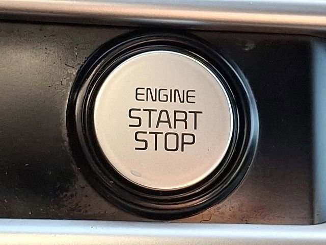 Used 2022 Kia K5 GT-Line image 25