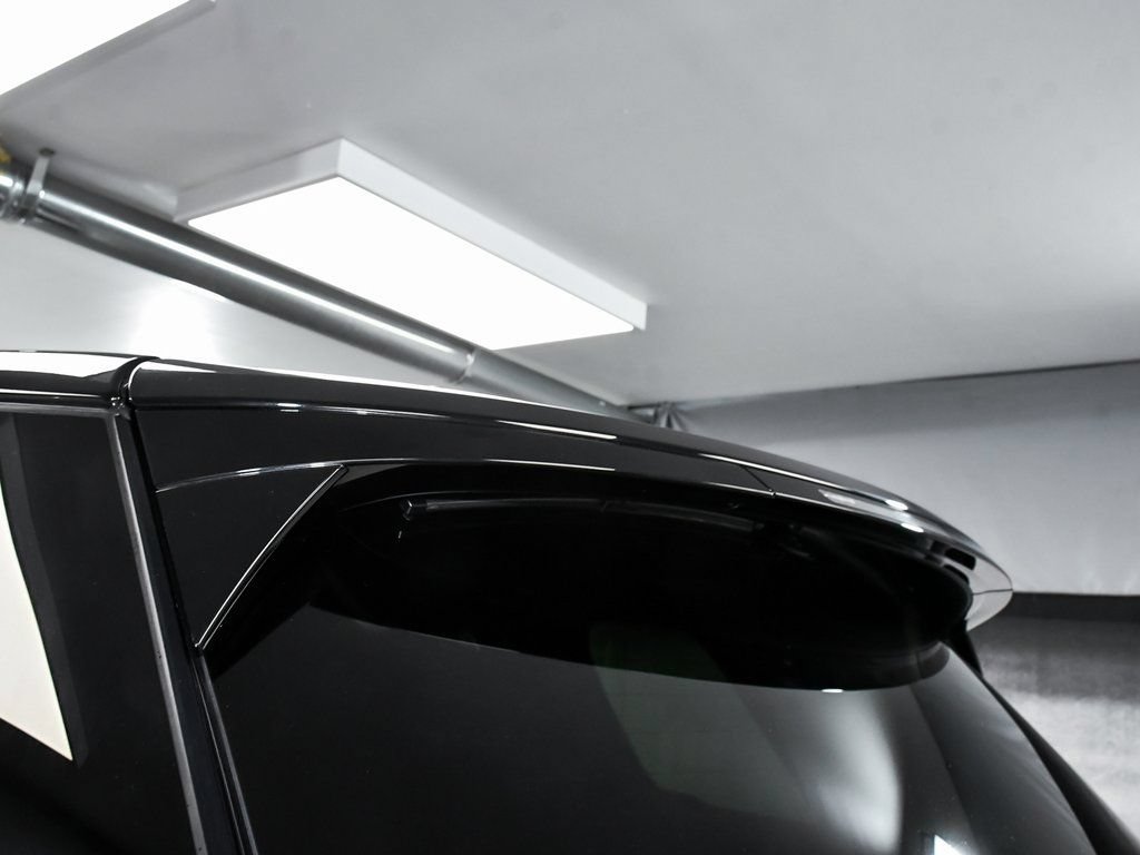 Used 2025 Land Rover Range Rover SE AWD/4WD image 88