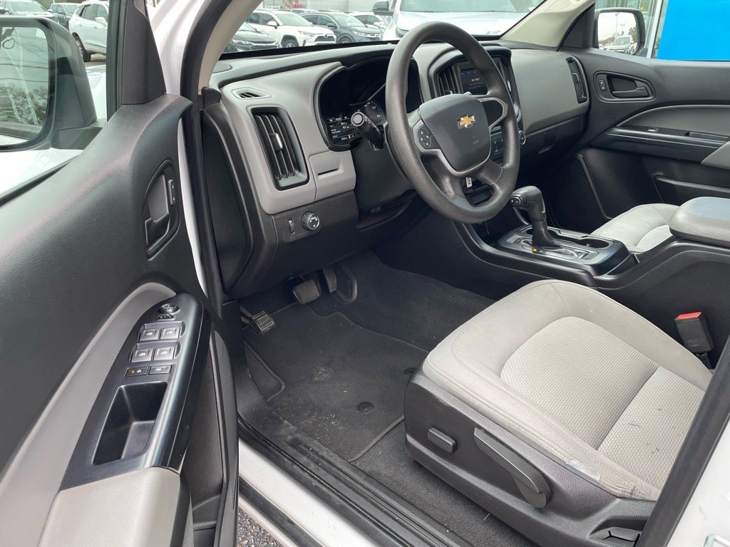 Used 2021 Chevrolet Colorado W/T w/ Custom Special Edition image 4