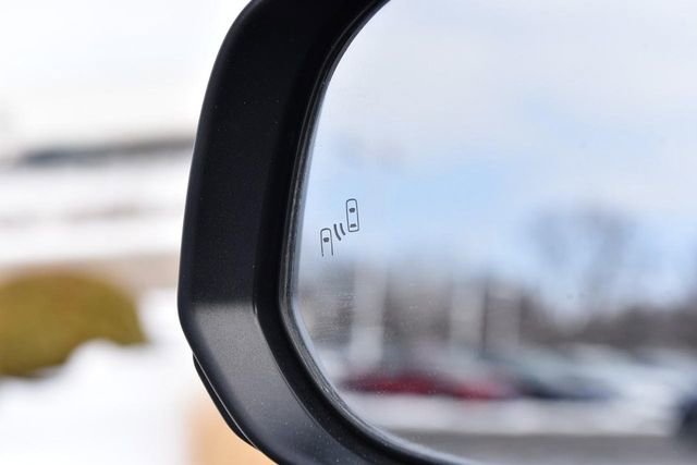 Used 2024 Toyota Tacoma TRD Off-Road image 10