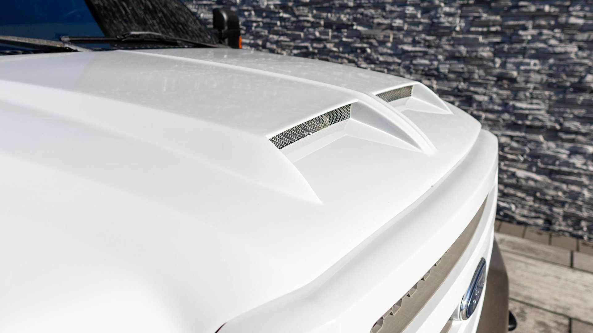 Used 2005 Ford Excursion Eddie Bauer image 32