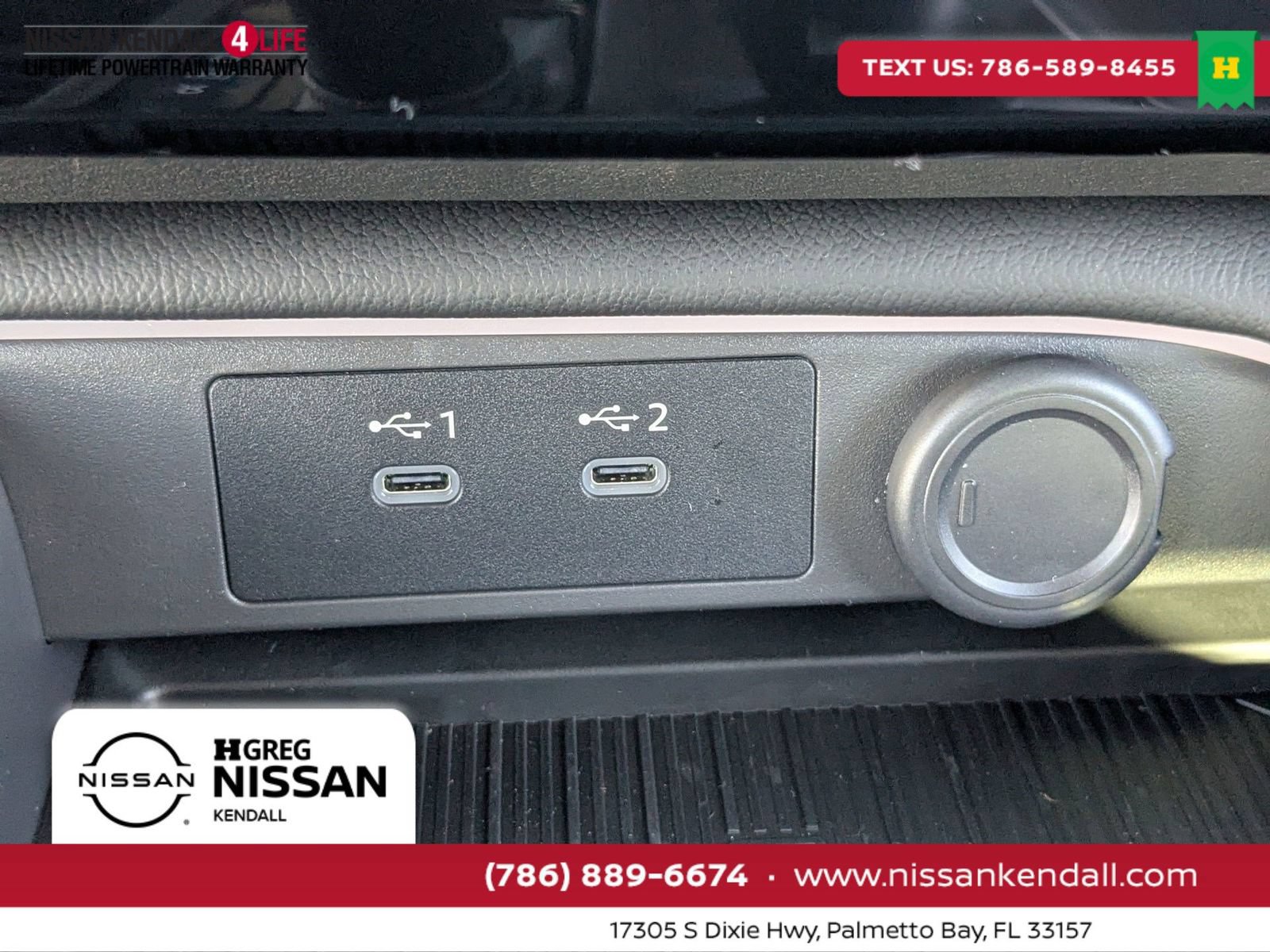 New 2026 Nissan Sentra SR w/ Floor Mat Package FWD image 18