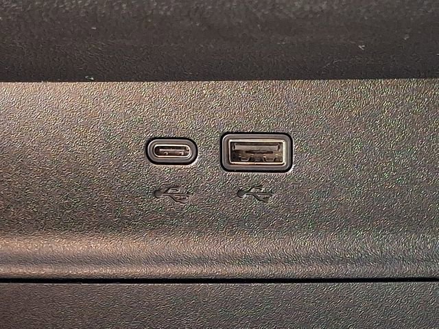 Used 2026 Chevrolet Equinox LT FWD image 24