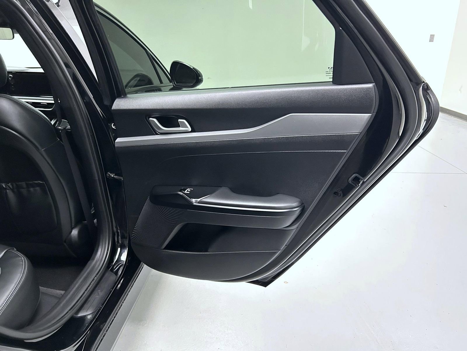 Used 2023 Kia K5 GT-Line image 17