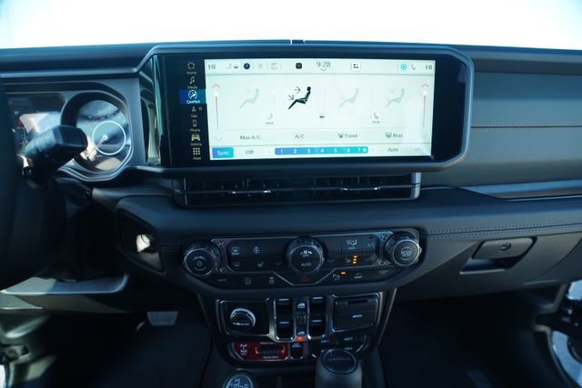 New 2026 Jeep Gladiator Mojave AWD/4WD image 26