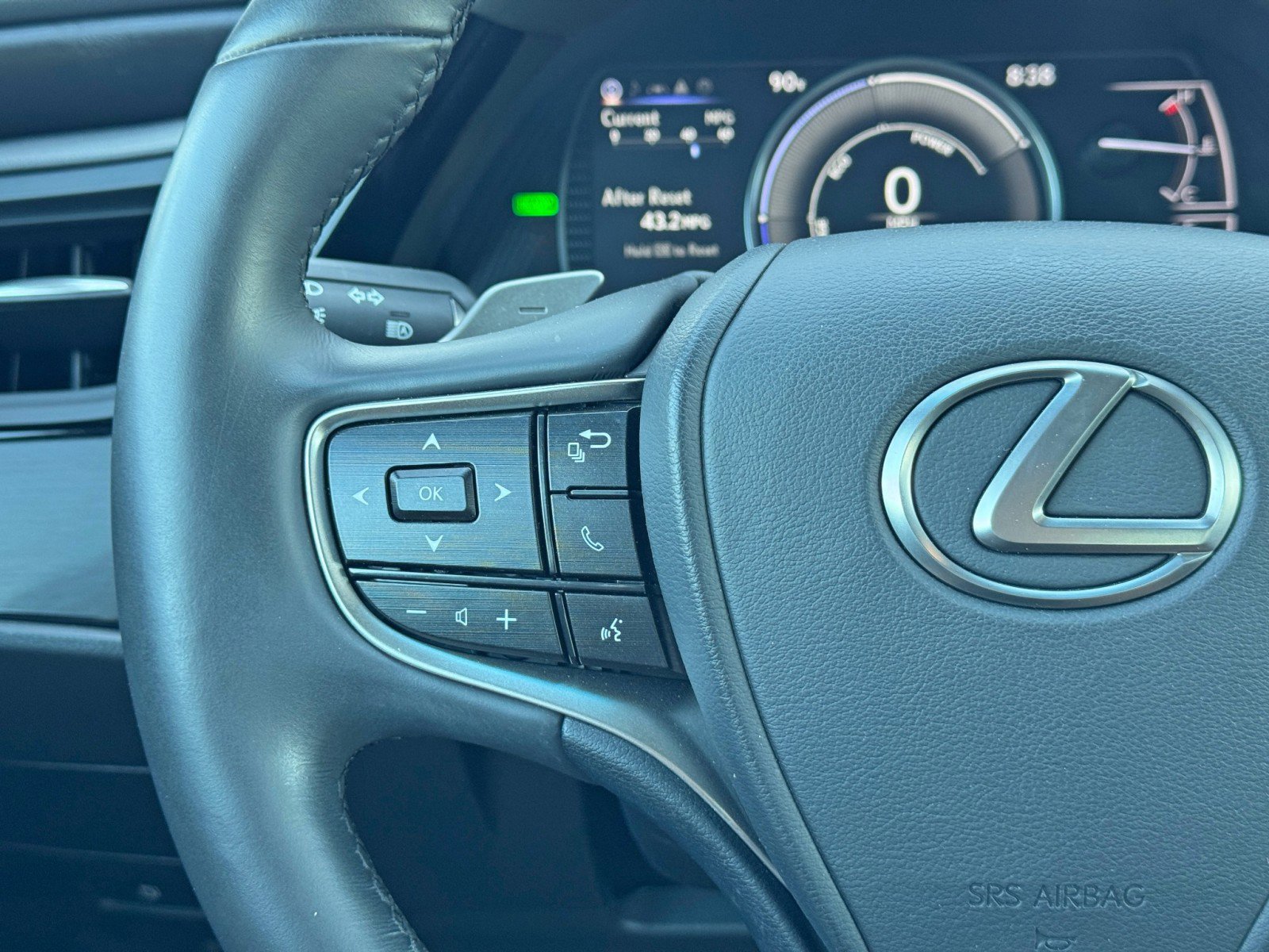 Used 2022 Lexus ES 300h w/ Premium Package FWD image 22