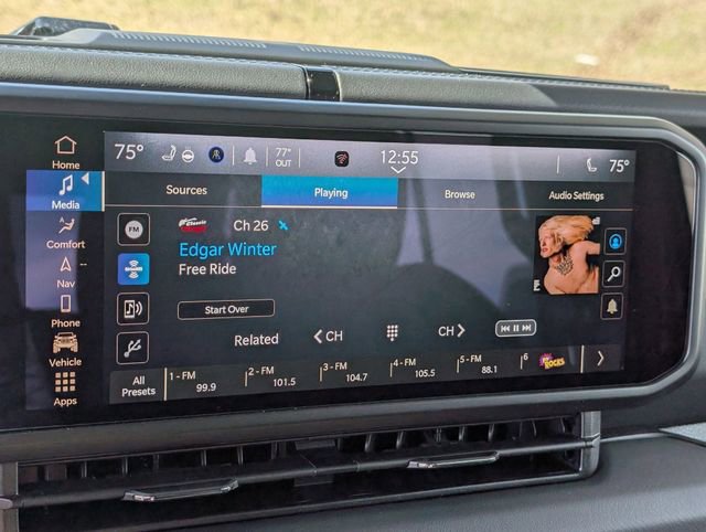 New 2026 Jeep Wrangler Unlimited Sahara AWD/4WD image 16