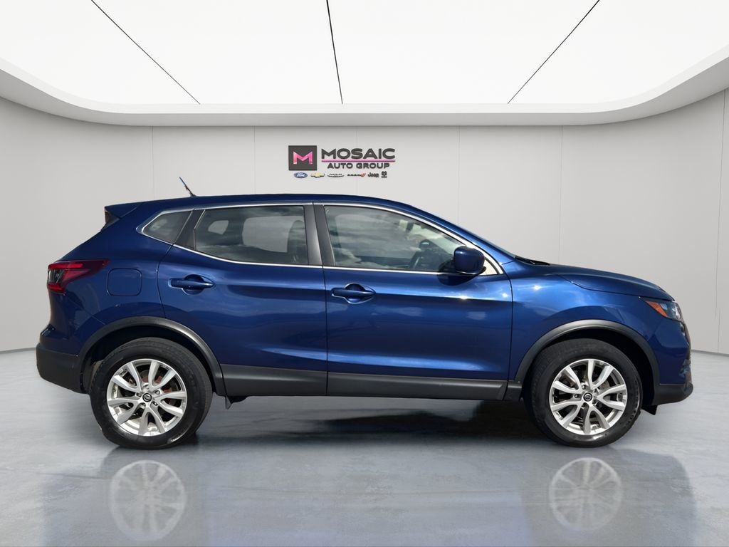 Used 2021 Nissan Rogue Sport S image 8